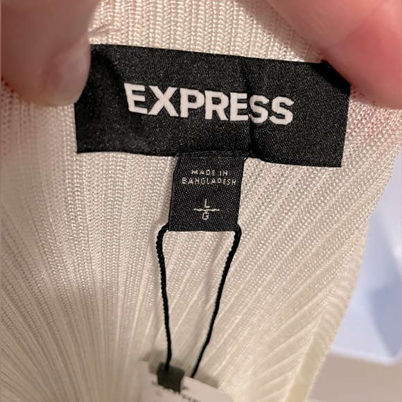 Express Wrap Front V Neck Top | Size L - Picture 6 of 7